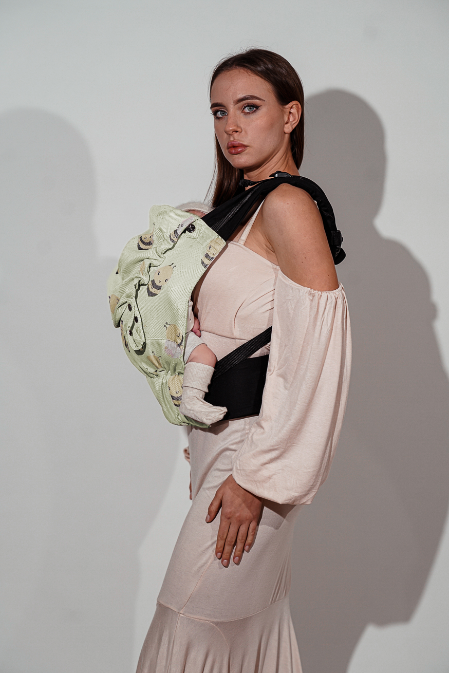 Baby Carrier Flip Wonder bee Lorenz