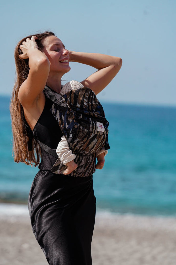 Baby Carrier Flip Junglefari Vibrant Gold - KOKADI