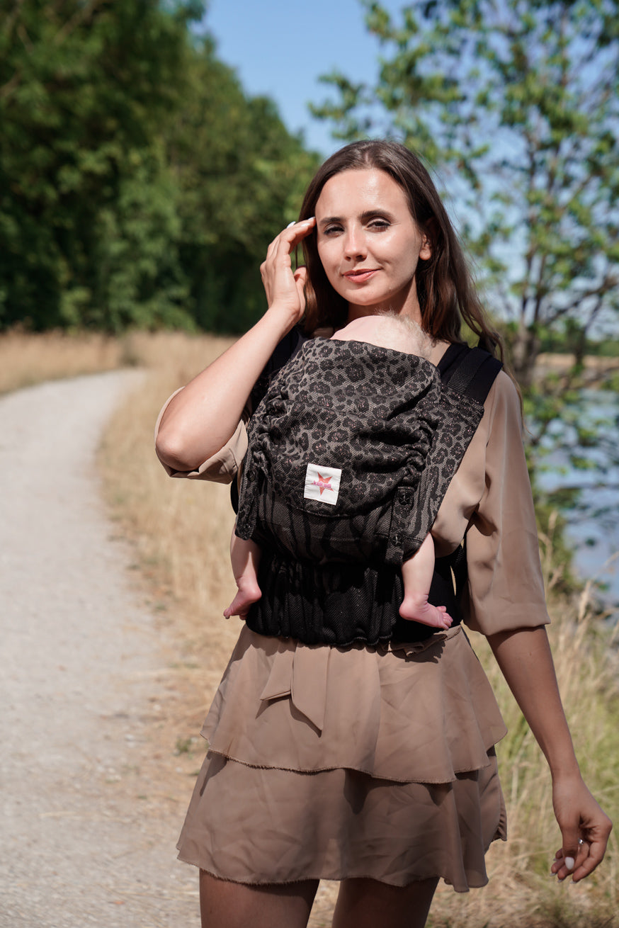 baby carrier TaiTai Wild Motherhood Shine