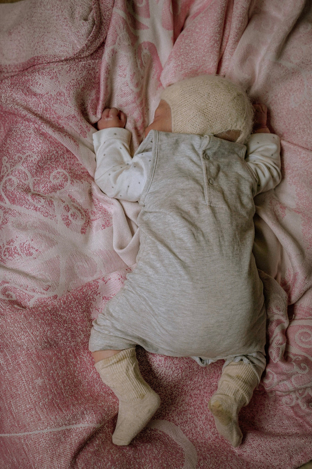 Cuddly blanket Forest of Wolves Elaine - KOKADI