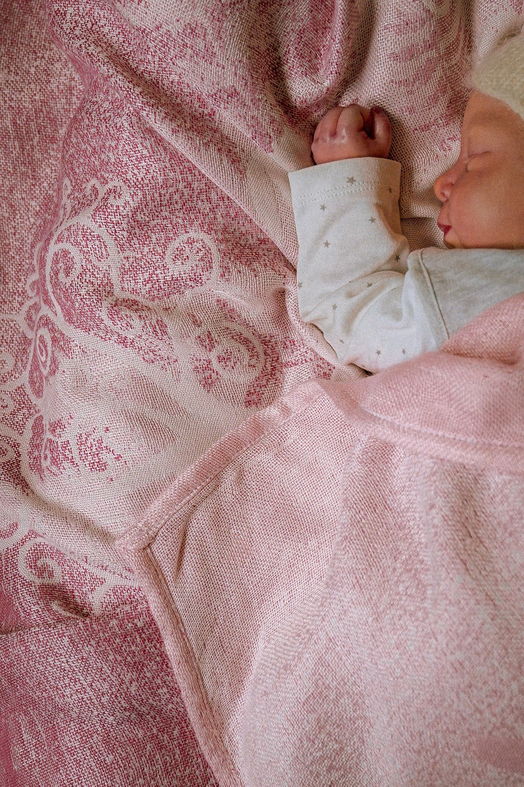 Cuddly blanket Forest of Wolves Elaine - KOKADI