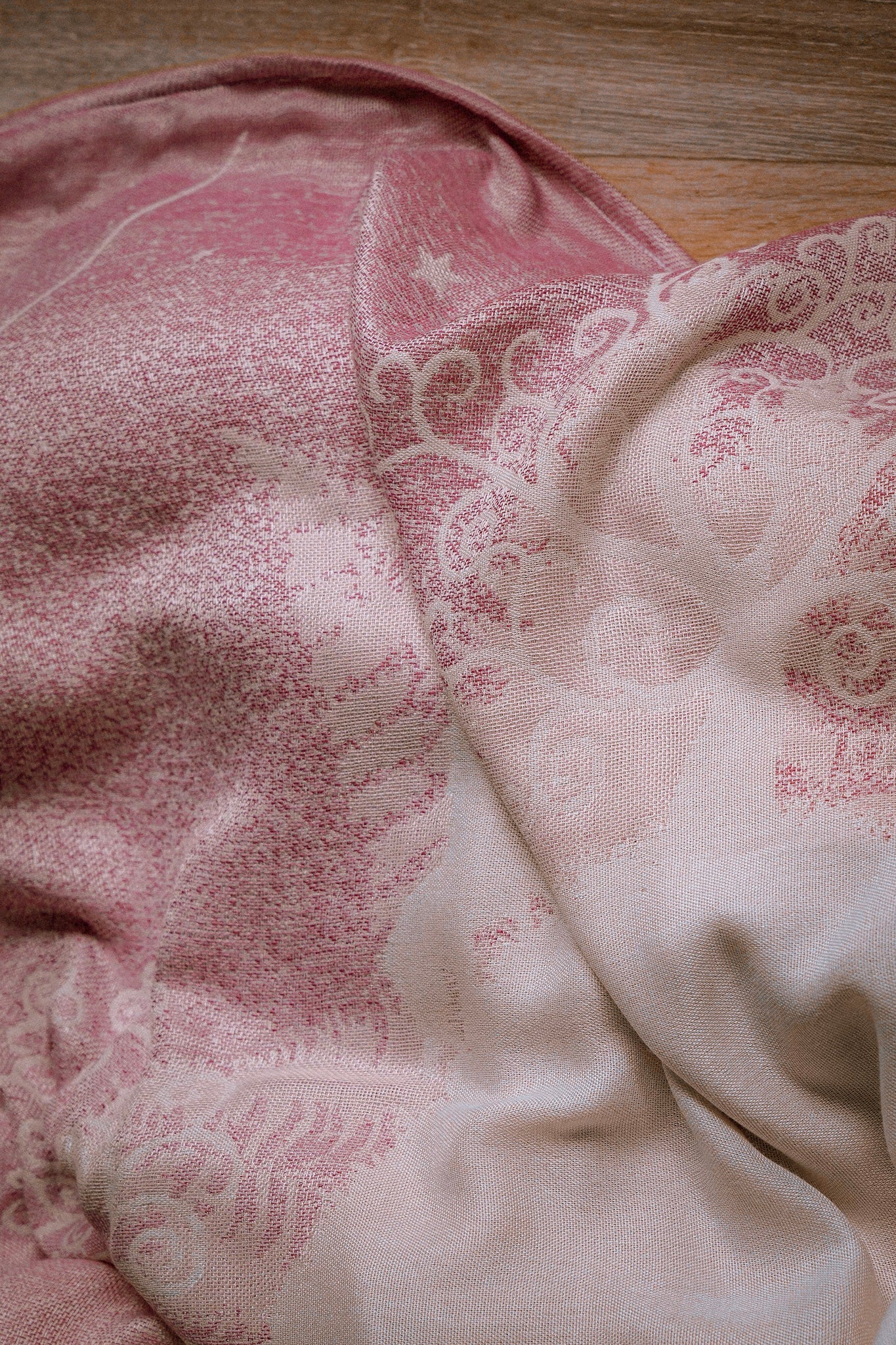 Cuddly blanket Forest of Wolves Elaine - KOKADI