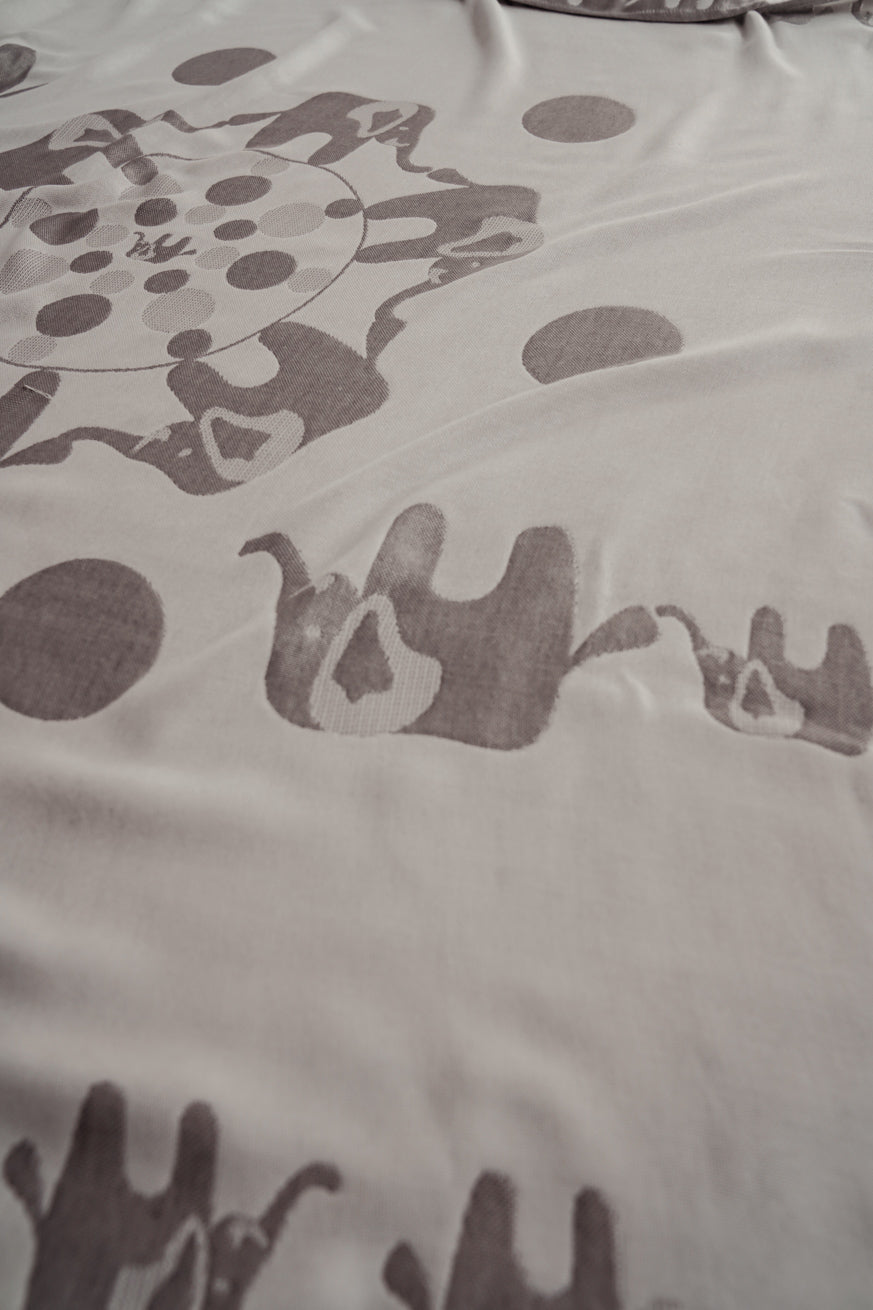 Cuddling cloth/scarf monophery Nilay