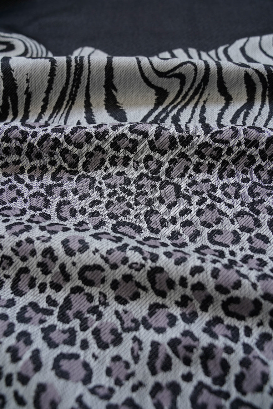 Baby Wrap Wild Motherhood Monochrom