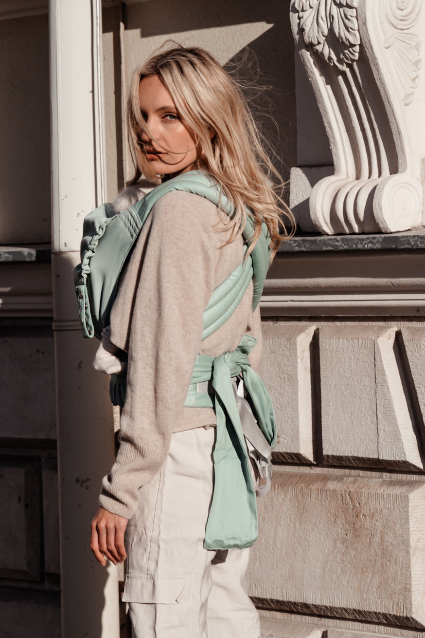 baby carrier TaiTai Just Mint
