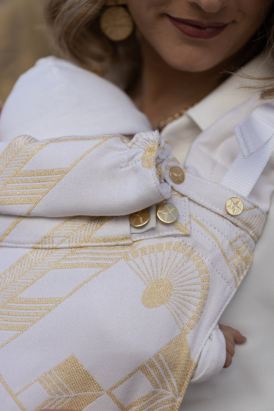 baby carrier Flip Goldschatz by Fiona Erdmann