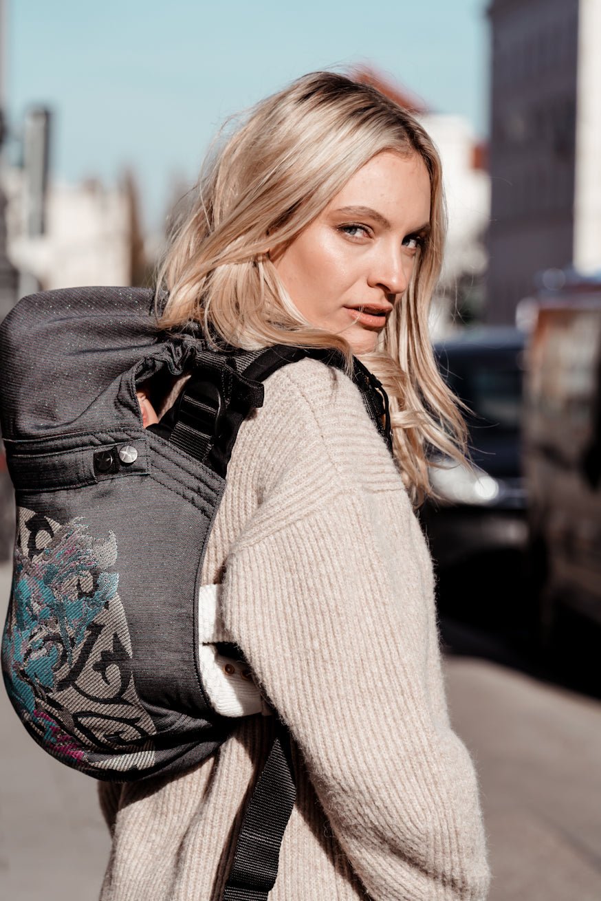 Baby Carrier Onbu Lioness Alexandra - KOKADI